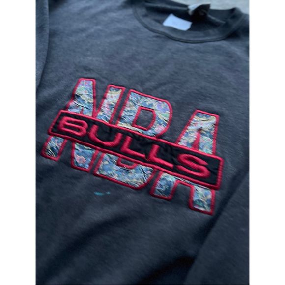 Nutmeg Chicago Bulls Nba Crewneck - Picture 2 of 4